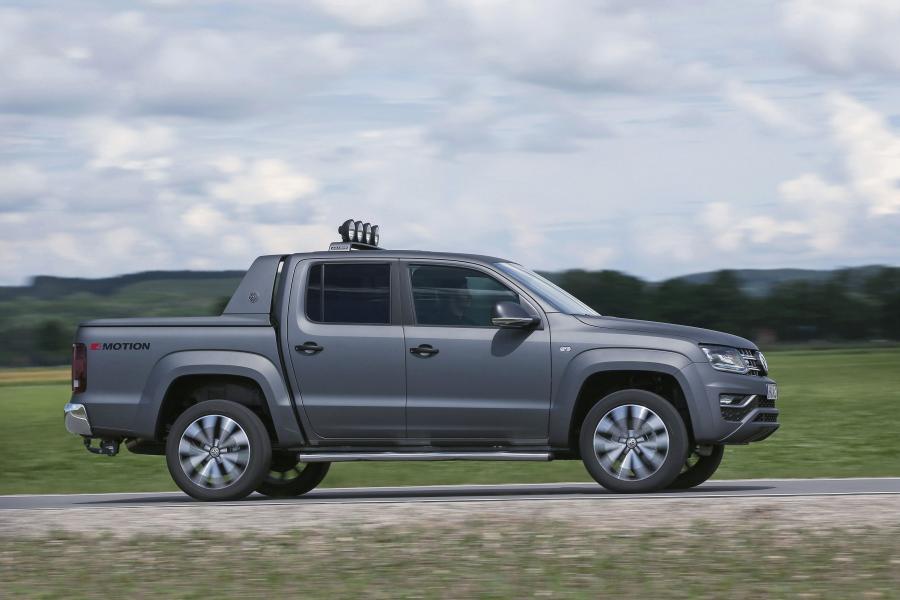  Volkswagen Amarok Double Cab Aventura 2016 года  (фото 23 из 29)